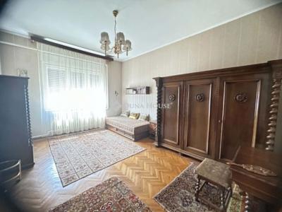 Eladó lakás Kecskemét