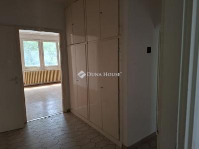 Eladó lakás Kecskemét
