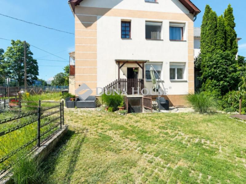 Eladó házrész Veszprém