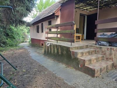 Eladó nyaraló Győr