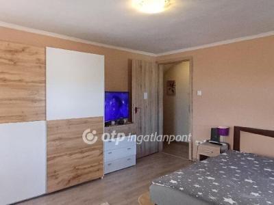 Eladó családi ház Gyál