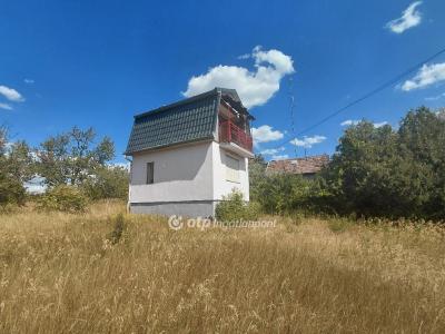 Eladó nyaraló Hatvan