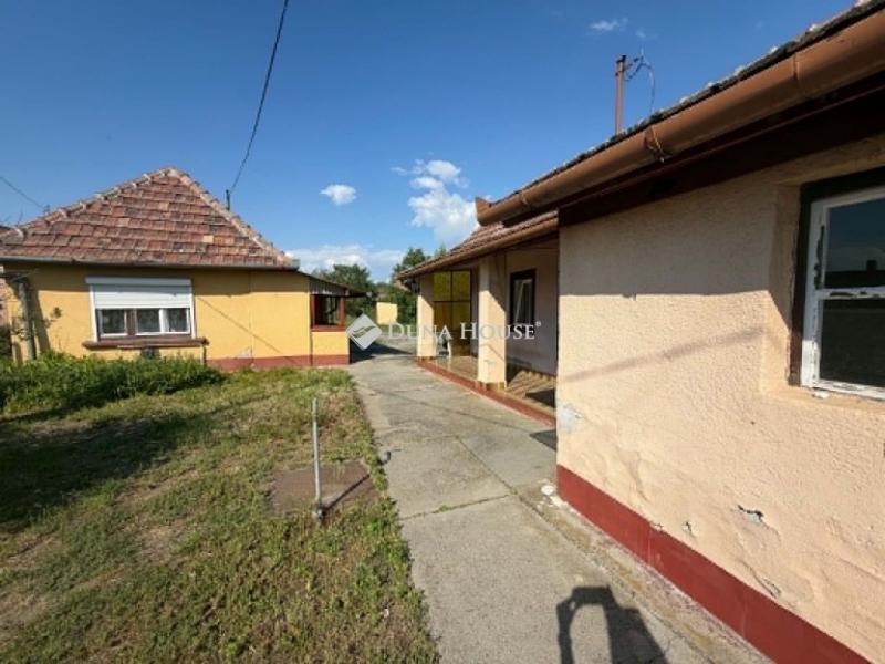 Eladó családi ház Pilis