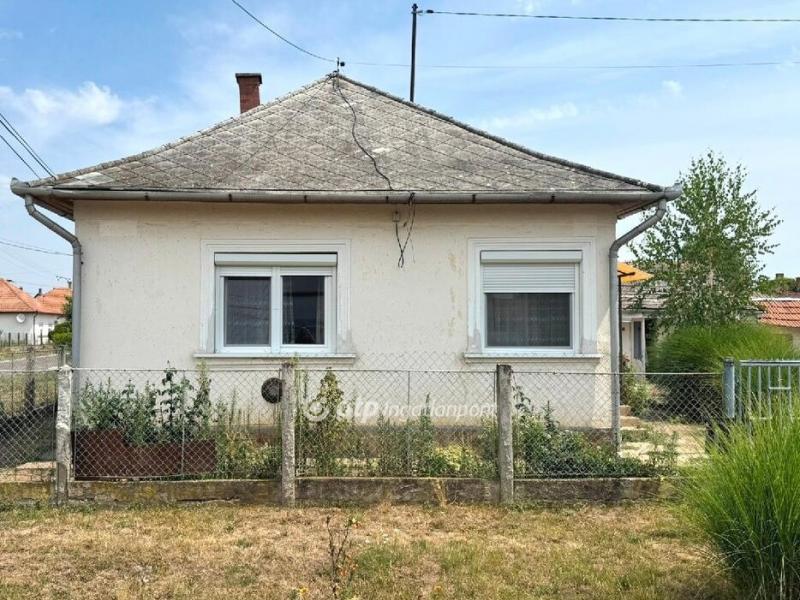 Eladó családi ház Tiszafüred