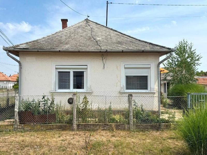 Eladó családi ház Tiszafüred