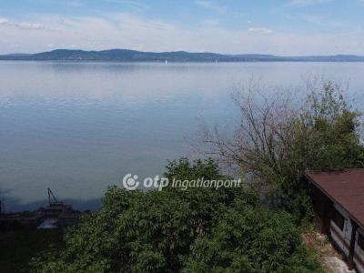 Eladó családi ház Balatonboglár