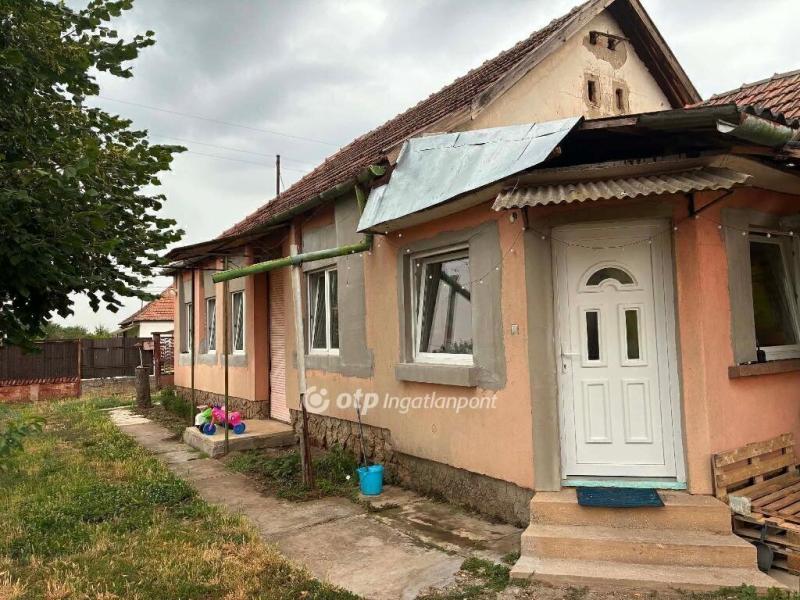 Eladó családi ház Mezőkovácsháza