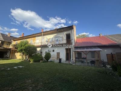 Eladó lakás Bicske