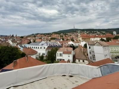 Eladó lakás Pécs