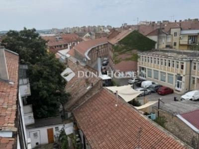 Eladó lakás Pécs