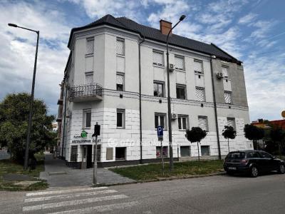 Eladó lakás Békéscsaba