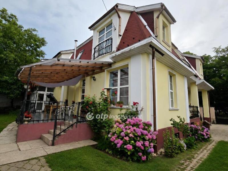 Eladó családi ház Miskolc