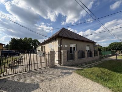 Eladó családi ház Gyál