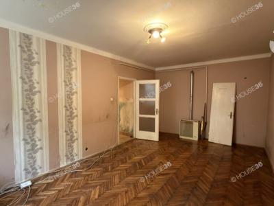 Eladó lakás Kecskemét