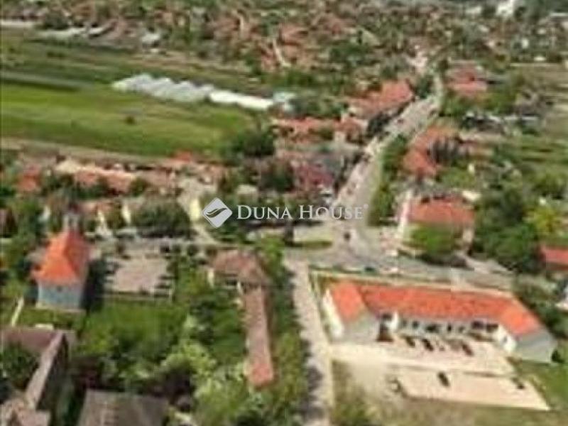 Eladó lakóövezeti telek Bugyi