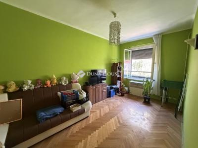 Eladó lakás Pécs