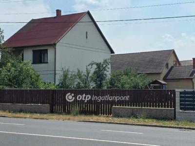 Eladó családi ház Püspökladány