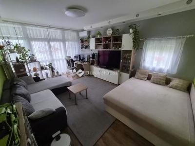 Eladó lakás Pécs