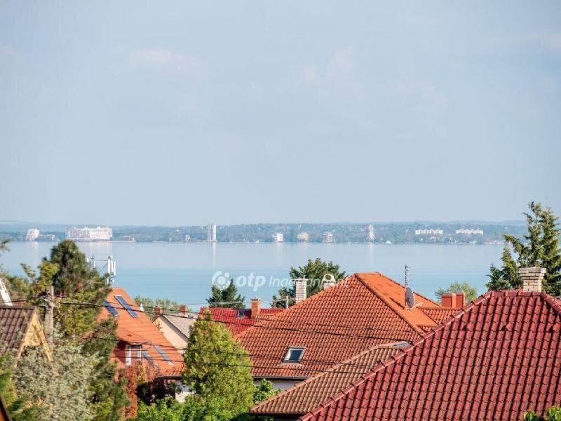 Eladó ikerház Alsóörs