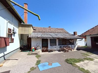 Eladó családi ház Szentes