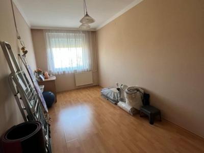 Eladó lakás Debrecen
