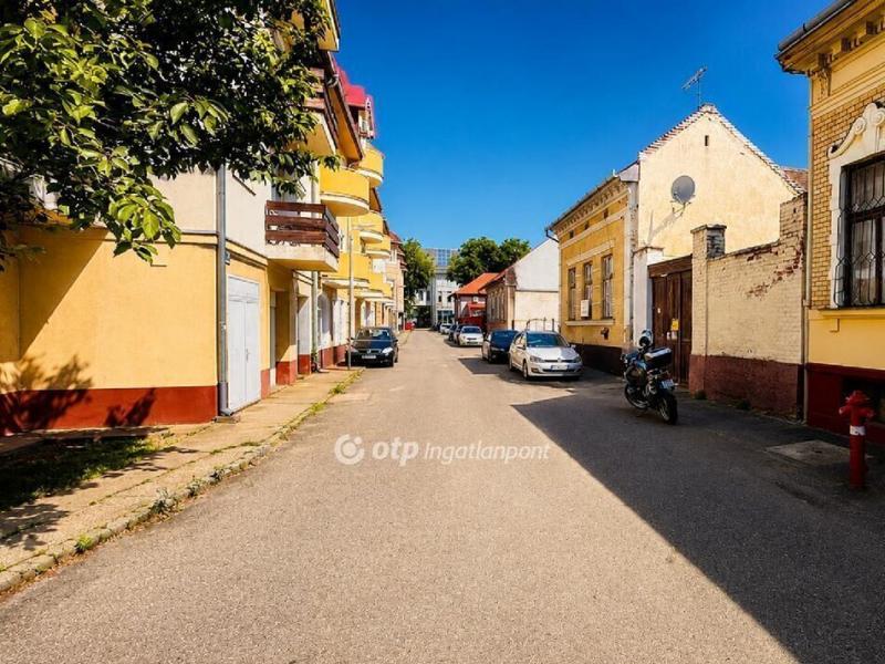 Eladó lakás Debrecen