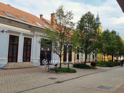 Eladó lakás Debrecen