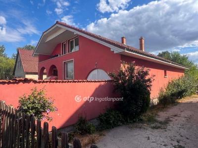 Eladó családi ház Nagykáta