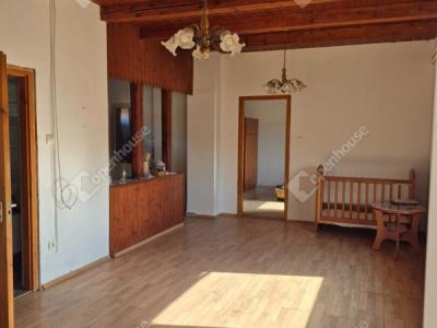 Eladó lakóövezeti telek Monor
