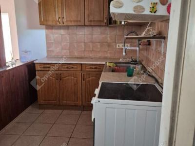 Eladó lakóövezeti telek Monor