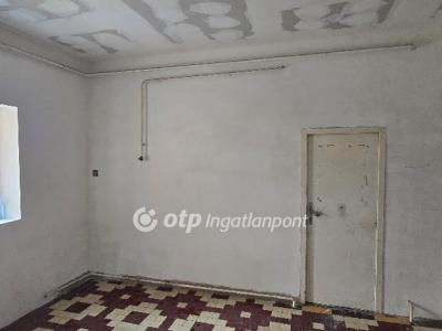 Eladó családi ház Hosszúpályi