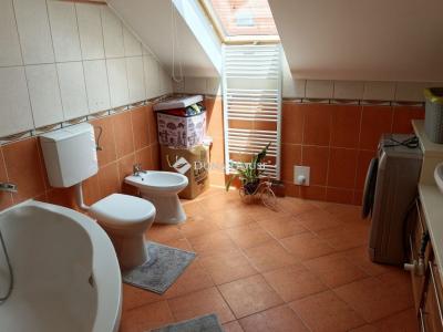 Eladó lakás Pécs
