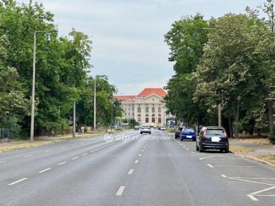 Eladó lakás Debrecen