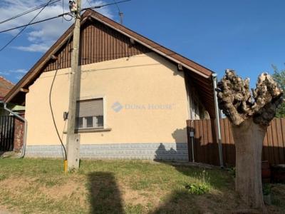Eladó családi ház Ceglédbercel