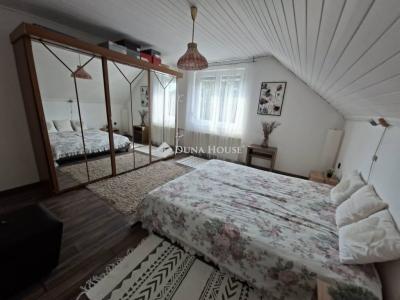 Eladó családi ház Pécs