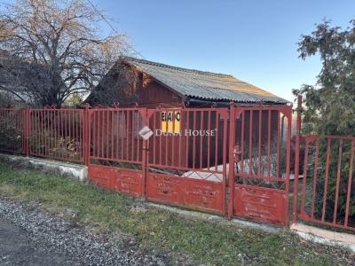 Eladó családi ház Erdőkertes