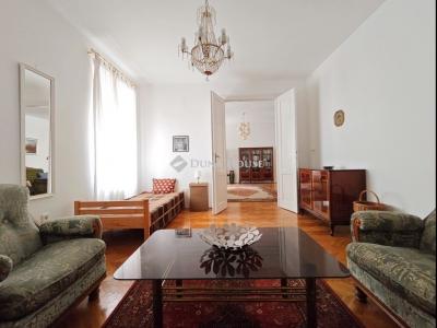 Eladó lakás Pécs