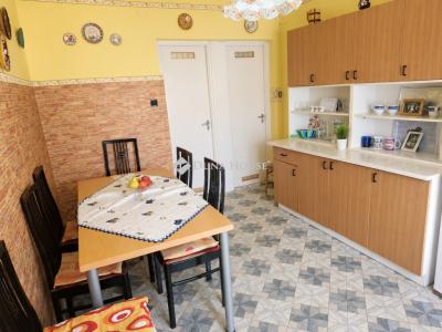 Eladó családi ház Tápiószentmárton