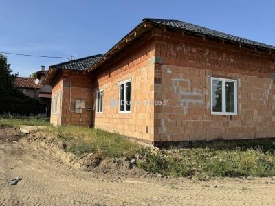 Eladó családi ház Maglód
