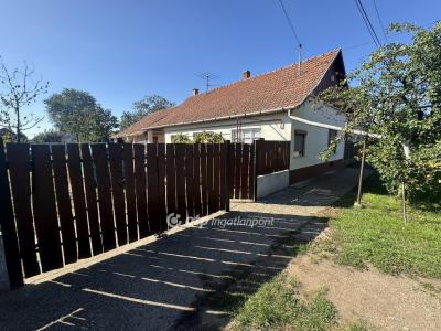 Eladó családi ház Egyek