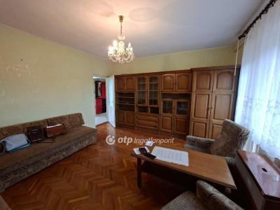 Eladó lakás Pécs