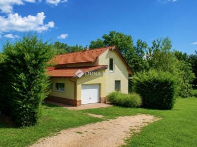 Eladó családi ház Csopak