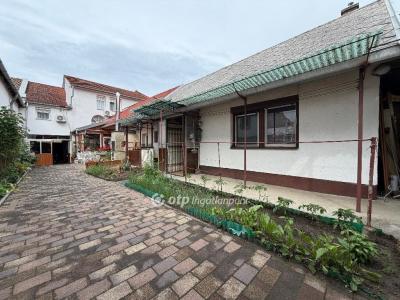 Eladó házrész Debrecen