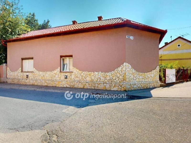 Eladó családi ház Balkány