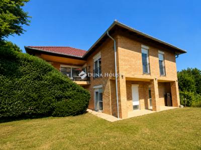 Eladó családi ház Pécs