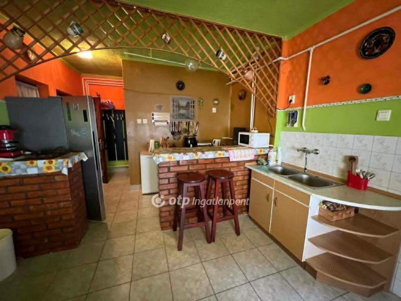 Eladó családi ház Abádszalók