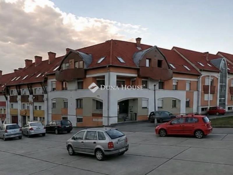 Eladó lakás Pécs