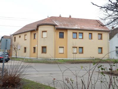Eladó családi ház Szeged