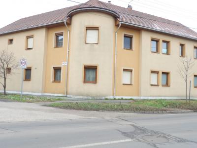 Eladó családi ház Szeged