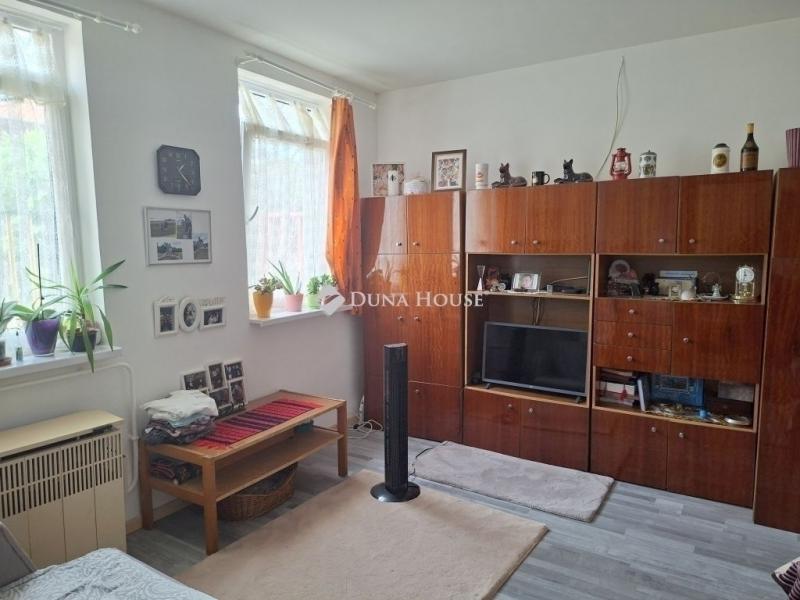 Eladó családi ház Budapest